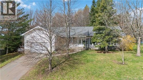 70 Mcauley Dr, Moncton, NB, E1A6K1 | Card Image