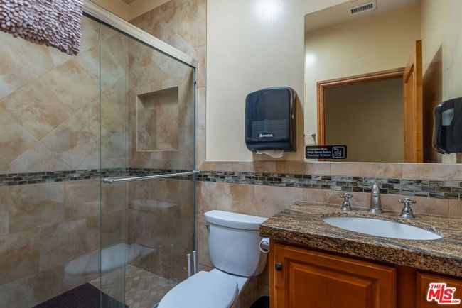 6957 Enfield Ave, House other with 6 bedrooms, 4 bathrooms and 4 parking in Reseda CA | Image 26