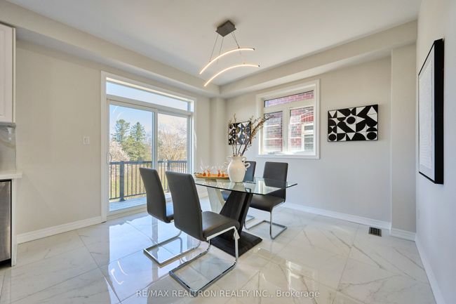 10 Globemaster Lane, House attached with 3 bedrooms, 4 bathrooms and 1 parking in Richmond Hill ON | Image 17