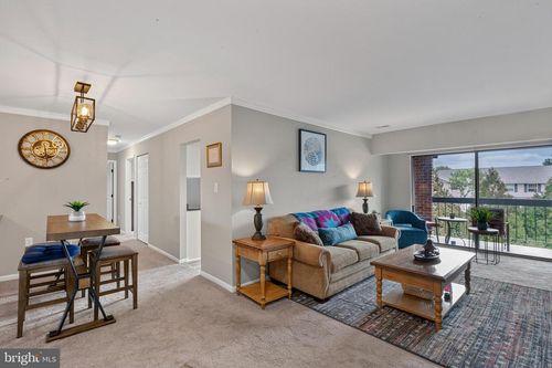 304-8 Juliet Ln, NOTTINGHAM, MD, 21236-1217 | Card Image