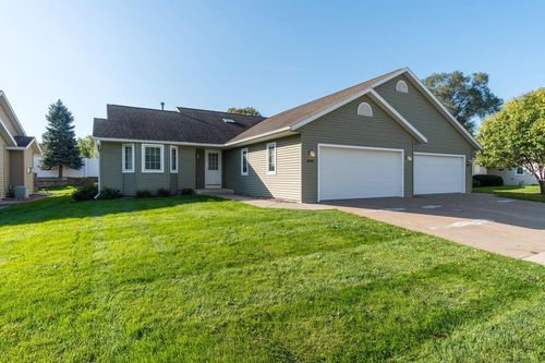 3049 Lakota Place, La Crosse, WI, 54601 | Card Image