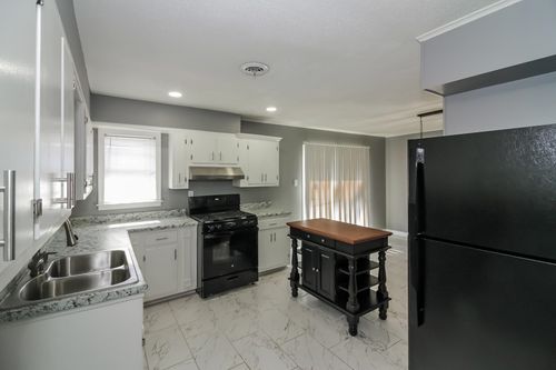 4559 Cottonwood Rd, Memphis, TN, 38118-2355 | Card Image