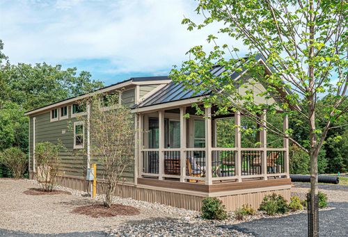 91-197 Wheeler Rd, Florida, NY, 10921-3005 | Card Image