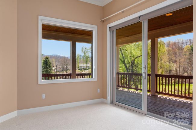 111 Augusta Cir, Townhouse with 3 bedrooms, 4 bathrooms and null parking in Waynesville NC | Image 26
