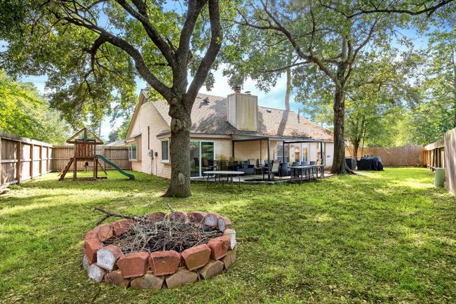 22302 Mosswillow Ln, House other with 3 bedrooms, 2 bathrooms and 2 parking in Tomball TX | Image 10