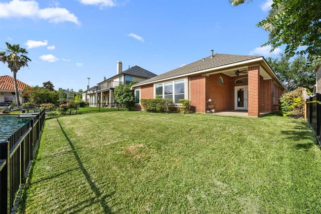 14214 Ayers Rock Rd, House other with 3 bedrooms, 2 bathrooms and 2 parking in Sugar Land TX | Image 32