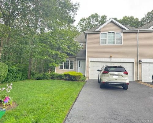 103 Sunflower Ridge Rd, South Setauket, NY, 11720-3703 | Card Image