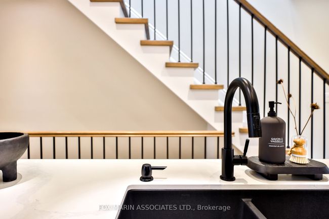 954 Logan Ave, House attached with 4 bedrooms, 4 bathrooms and 2 parking in Toronto ON | Image 11