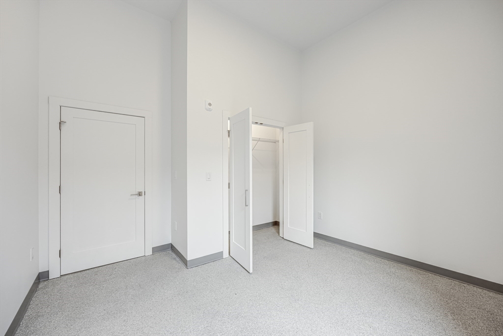 Residential Lease in Lowell 5