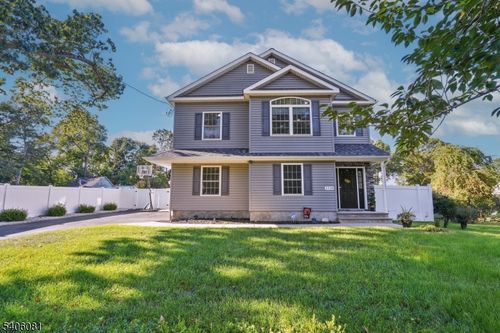 1718 W 4th St, Piscataway, NJ, 08854-1655 | Card Image