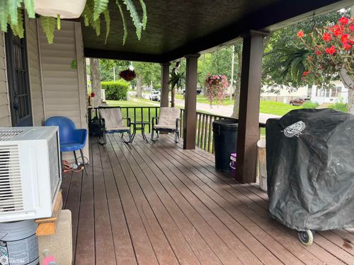521 S 2nd St, Albia, IA, 52531-2542 | Card Image