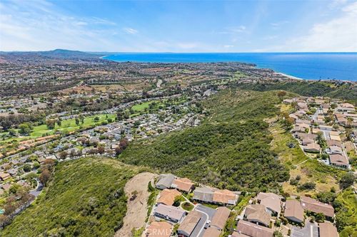 31422 Flying Cloud Dr, Laguna Niguel, CA, 92677-2754 | Card Image