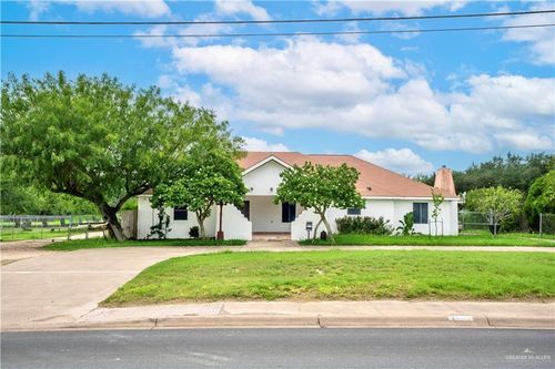 200 S Bentsen Rd, McAllen, TX, 78501-8515 | Card Image