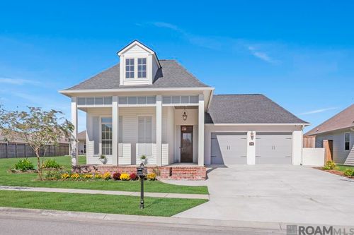 38182 Emery Ln, Prairieville, LA, 70769-3821 | Card Image