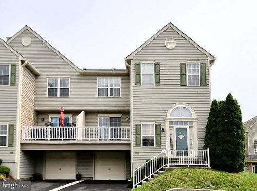 609 Hamilton St, COLLEGEVILLE, PA, 19426-3957 | Card Image