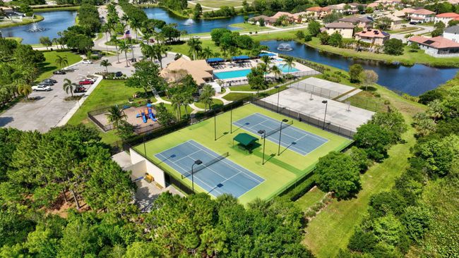 2247 Sw Cape Cod Dr, Condo with 3 bedrooms, 3 bathrooms and null parking in Port St. Lucie FL | Image 45