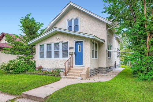 2611 7th St Ne, Minneapolis, MN, 55418-2819 | Card Image
