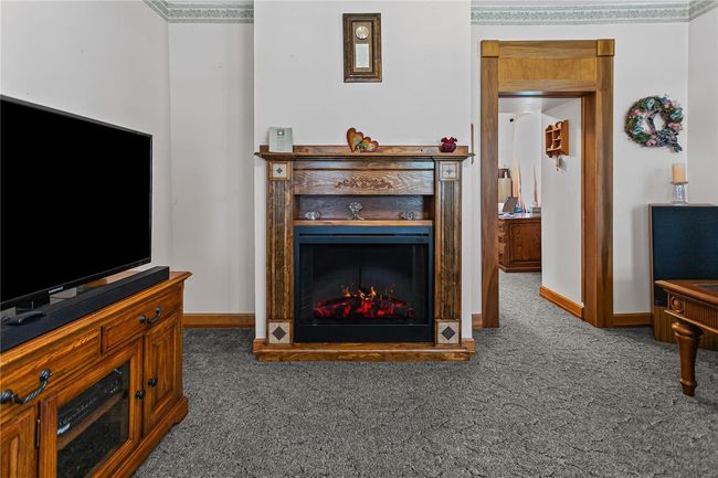 708 N Giddings Ave, House other with 3 bedrooms, 2 bathrooms and 2 parking in Jerseyville IL | Image 32