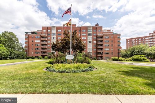 207-3601 Greenway, BALTIMORE, MD, 21218-2453 | Card Image