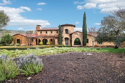 12220 Heritage Way, Gilroy, CA, 95020-9458 | Card Image