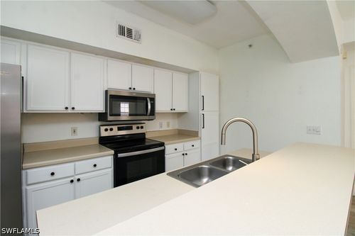 apt-621-7960 Preserve Cir, NAPLES, FL, 34119-6740 | Card Image