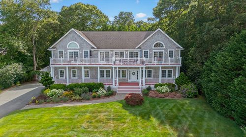 52 East Ave, Dartmouth, MA, 02748-1583 | Card Image