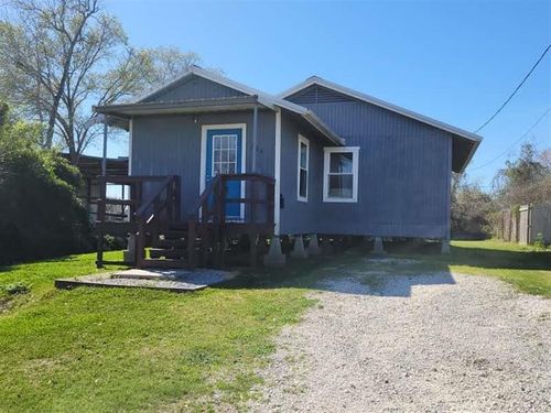 605 Riverside Dr, Westlake, LA, 70669-5635 | Card Image