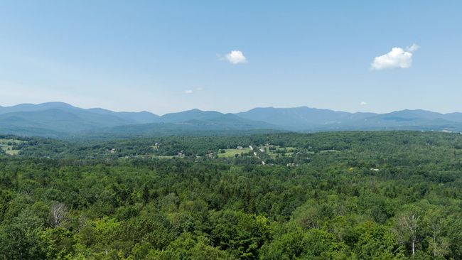 288 Upper Pinnacle Rd, House other with 2 bedrooms, 3 bathrooms and null parking in Stowe VT | Image 39