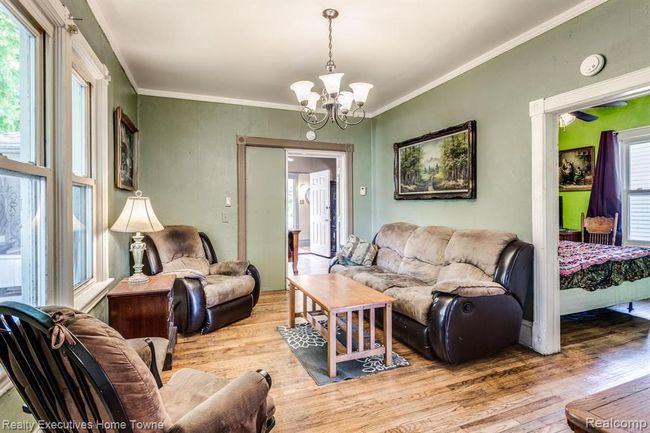 909 Oak St actual dining room used as family room | Image 20