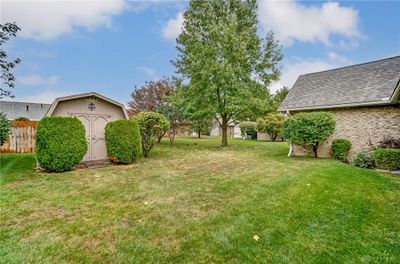 1529 Brook Park Drive, House other with 3 bedrooms, 2 bathrooms and null parking in Troy OH | Image 2