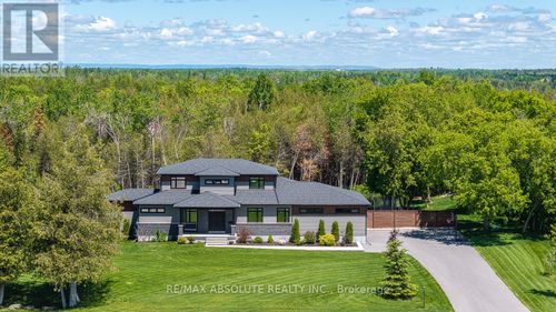 108 Westar Farm Way, Ottawa, ON, K0A1B0 | Card Image