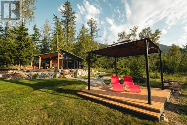 179 Kootenay Lake Rd, House other with 2 bedrooms, 2 bathrooms and 12 parking in Procter BC | Image 11