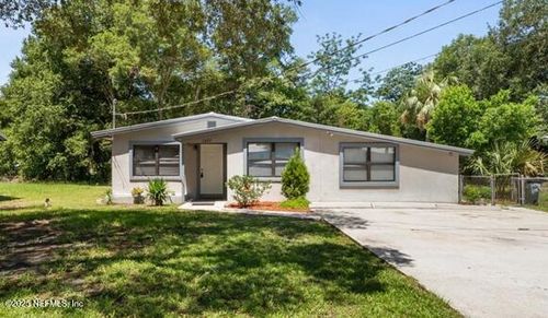 1622 Roselle Ave, Palatka, FL, 32177-5827 | Card Image