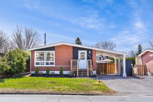1004 Pleasant Park Rd, Ottawa, ON, K1G2A1 | Card Image