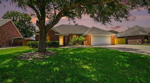 12319 E River Run Dr, Baytown, TX, 77523-8559 | Card Image