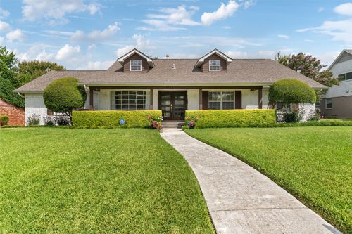 13455 Mill Grove Ln, Dallas, TX, 75240-5535 | Card Image