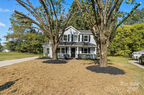 11006 Meadow Bank Ln, Charlotte, NC, 28262-9235 | Card Image