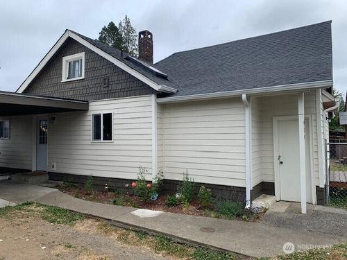 934 Cascade Ave, Shelton, WA, 98584-1554 | Card Image