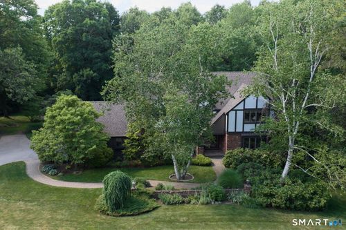 25 Country Lane, Glastonbury, CT, 06073 | Card Image