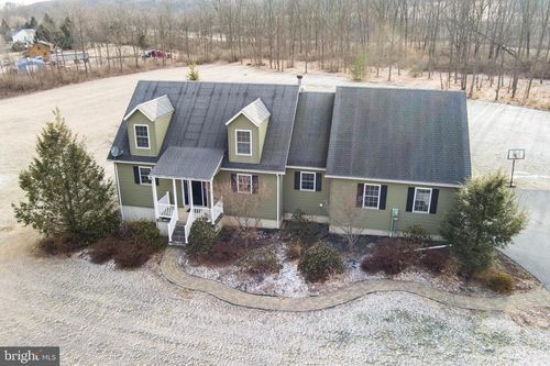 145 Grove Ln, BELLEFONTE, PA, 16823-9308 | Card Image