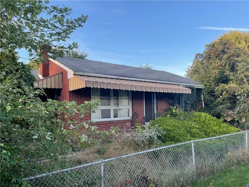 38 3rd Ave, Scottdale, PA, 15683-2107 | Card Image