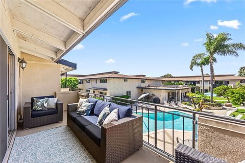 apt-28-3205 Merrill Dr, Torrance, CA, 90503-7183 | Card Image