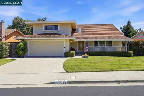7752 Fairoaks Dr, Pleasanton, CA, 94588-3610 | Card Image