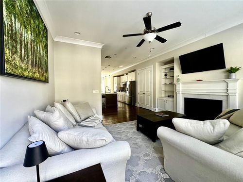 6580 Aria Village Dr, Sandy Springs, GA, 30328-0006 | Card Image