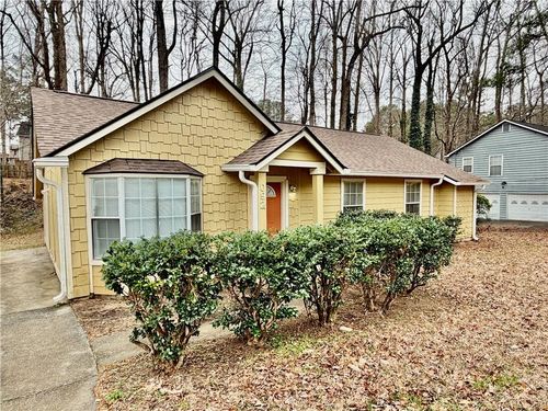 92 Oriole Dr, Jonesboro, GA, 30238-2168 | Card Image