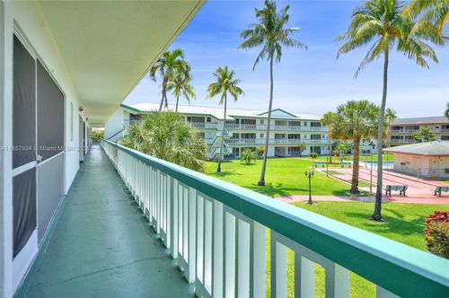 apt-i205-5300 Washington St, Hollywood, FL, 33021-7720 | Card Image