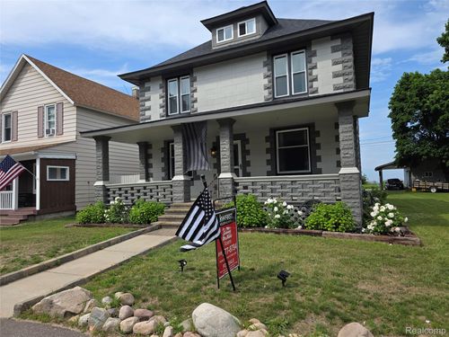 512 W Munising Ave, Munising, MI, 49862-1242 | Card Image