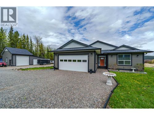 6199 Hunt Rd, 100 Mile House, BC, V0K2E3 | Card Image