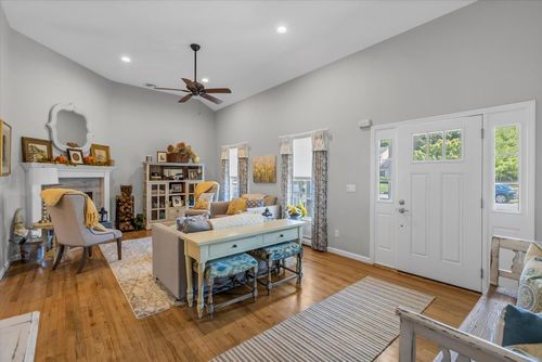 97 Vineyard Way, Aquebogue, NY, 11931-2000 | Card Image