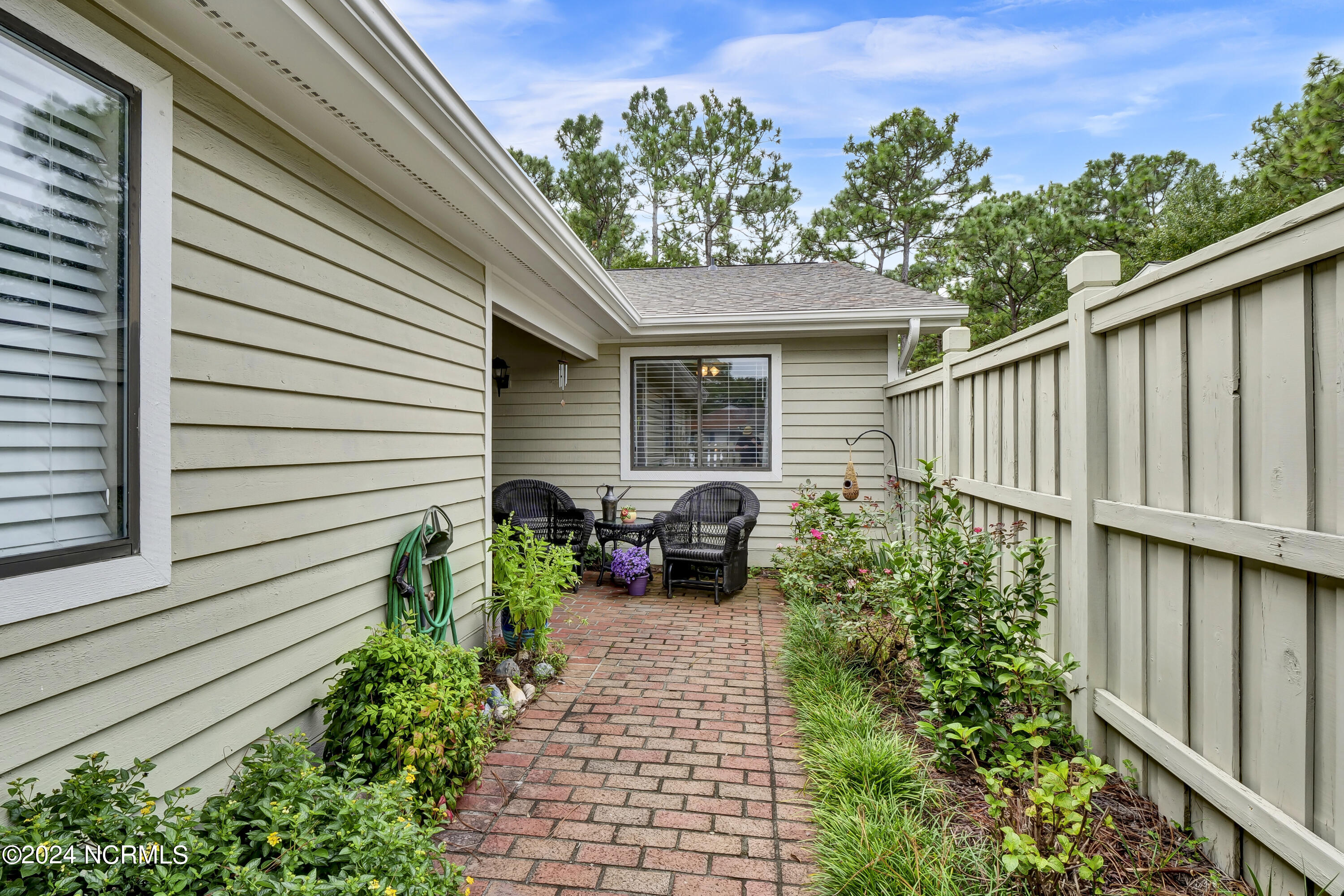 Inland Greens Dr, Wilmington, NC 28405